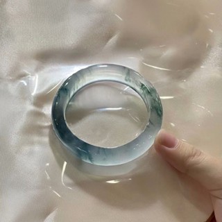 緬甸翡翠手鐲冰種藍飄花女玉石正圈圓條陽綠玻璃種玉髓鐲油青藍水緬甸翡翠手鐲冰種藍飄花女玉石正圈圓條陽綠玻璃種玉髓鐲油青藍水