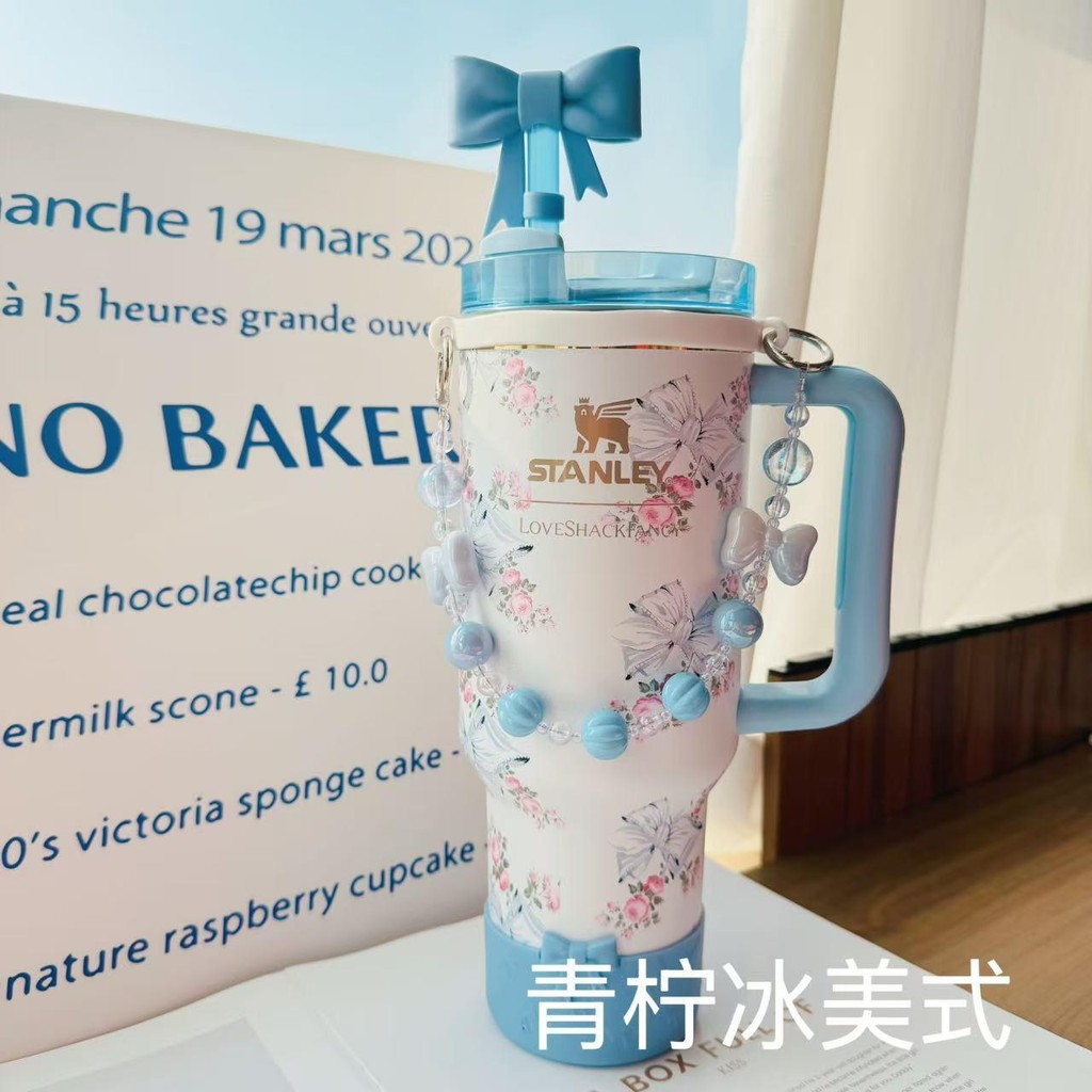 現貨 免運 适用于Stanley吸管杯蓝色蝴蝶结便携手提吊带挂绳杯套冰霸杯配件水杯杯子隨行杯