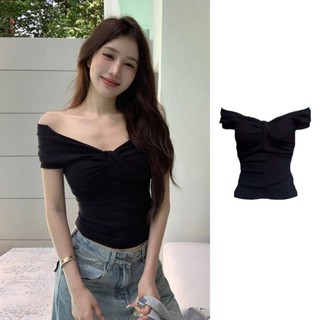一字領上衣One shoulder top大尺碼純欲一字短袖黑色T恤辣妹緊身設計顯瘦短版上衣新款現貨25.6.7