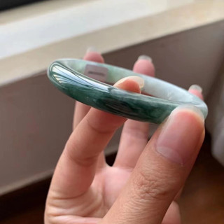 緬甸玉手鐲女真貨翡翠冰種5A級油青色飄花玉手鐲玉石老坑晴綠鐲子緬甸玉手鐲女真貨翡翠冰種5A級油青色飄花玉手鐲玉石老坑晴綠