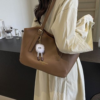 簡約復古大容量包包女2024新款單肩腋下包時尚洋氣高階通勤水桶包