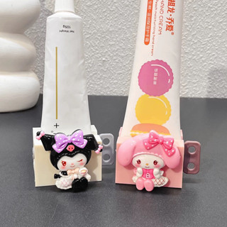 【現貨新款】三麗鷗牙膏擠壓器 擠膏器 擠高神器 /庫洛米 Kitty凱蒂貓 帕恰狗 美樂蒂 海綿寶寶牙膏擠壓