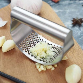 剝蒜神器 廚房用具 不銹鋼壓蒜器環形壓蒜泥器家用大蒜搗蒜器手動蒜蓉夾神器剝蒜