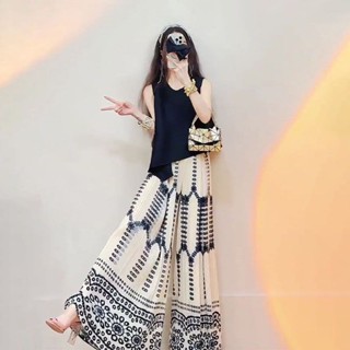 【獨角獸•百貨旗艦店】🛍️韓係穿搭一整套三宅夏季黑色無袖不規則上衣複古闊腿褲褶皺套裝女