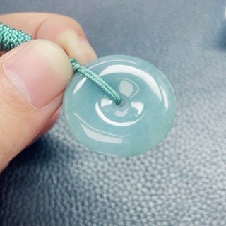 【現貨】天然翡翠藍水準安扣冰種吊墜水準玉石男女安扣平安吊飾Natural Jade Blue Horizontal Bu