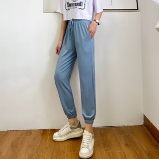 【現貨】冰絲運動褲女夏季薄款寬鬆束腳九分小個子休閒防蚊速幹哈倫燈籠褲韓系長褲 夏季長褲 百搭長褲「樂購」