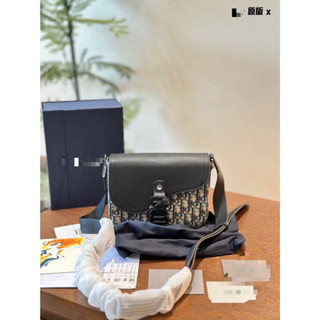 百搭郵差包男包斜揹包馬鞍品質高品質潮1高階感真皮代購名媛風ins風