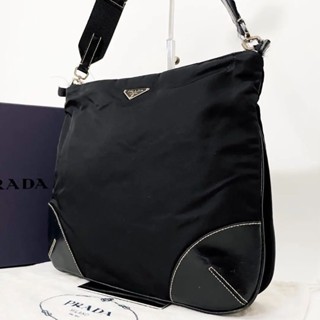 PRADA 肩揹包 皮革 黑色 尼龍 日本直送 二手