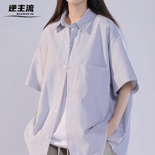 【現貨特價】黑色M短袖襯衫 日系復古條紋襯衫 美式寬鬆疊穿上衣 夏季翻領休閒襯衫 港風百搭半袖上衣 ins潮流情侶襯衫