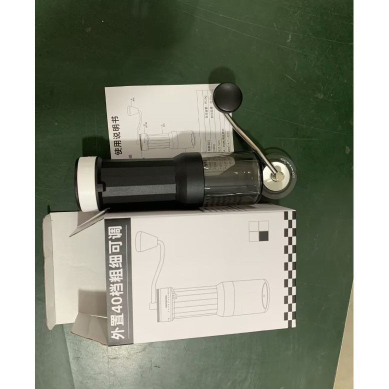 家用手動咖啡豆研磨機 40級粗細度可調整 手搖磨豆機帶可視倉 雙定軸 加長手柄 便攜式咖啡研磨機適合家用戶外露營旅行 白