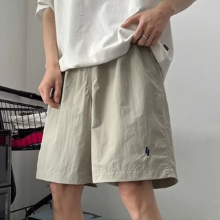 【HOT 本舖】男裝 夏季薄款冰絲短褲男生2025休閒ins潮牌男女潮流沙灘褲五分褲子
