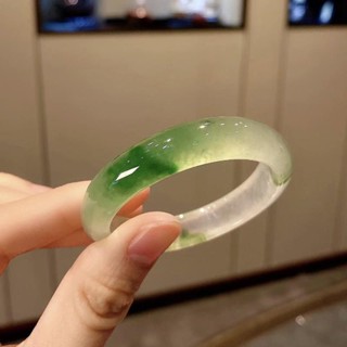 冰種飄花翡翠手鐲緬甸玉石翡翠手鐲冰春彩油青玉手鐲女款處理冰種飄花翡翠手鐲緬甸玉石翡翠手鐲冰春彩油青玉手鐲女款處理6.10