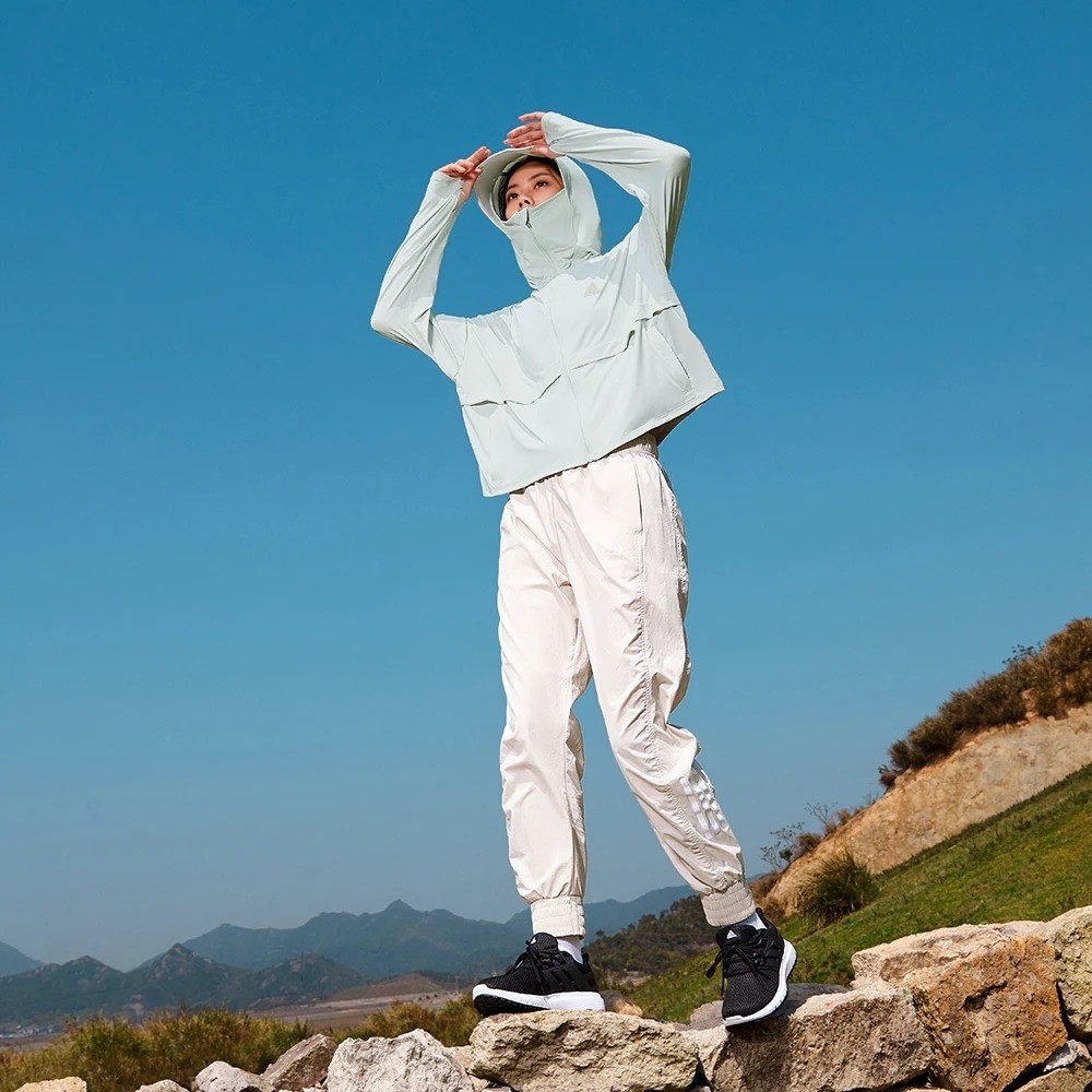 adidas 防曬連帽外套 抗 UV 女 IW9432 官方直營