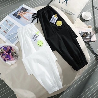 現貨冰絲速幹運動褲女夏季薄款笑臉寬鬆束腳顯瘦防蚊小個子九分休閒褲 女生休閒褲 韓系長褲 百搭長褲 夏天長褲