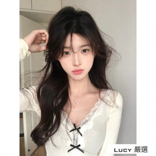 Lucy💕設計感純欲風法式蝴蝶結v領蕾絲長袖T恤女打底衫上衣潮