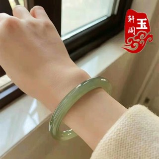 天然新疆玉手鐲女冰種淺綠且末油青色湖水綠飄花叮噹圓條玉鐲天然新疆玉手鐲女冰種淺綠且末油青色湖水綠飄花叮噹圓條玉鐲6.10