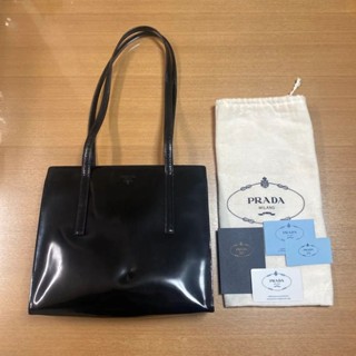 PRADA 肩揹包 皮革 黑色 mercari 日本直送 二手