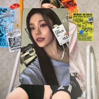 🍀正版小卡 黃禮志 itzy檯曆itzy2025年臺歷特典卡工作牌yeji擊卡全新 官方小卡