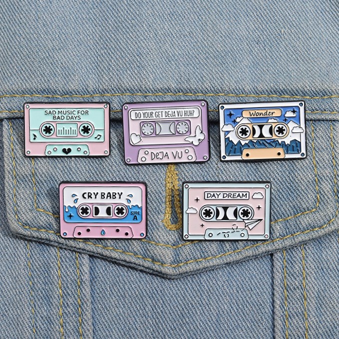 歌手瑪麗亞凱莉音樂磁帶造型琺瑯別針歌曲胸針白日夢專輯徽章服裝配飾珠寶粉絲收藏禮物