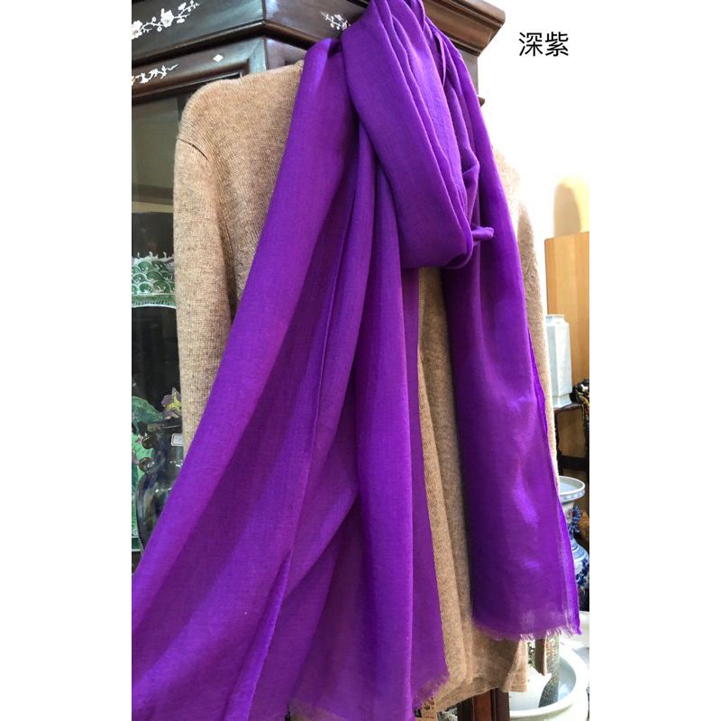 Shamina. Pashmina家族中的極品 100%喀什米爾純手工幼羊羊羢 穿戒 鑽石織紋披肩/圍巾-深紫色