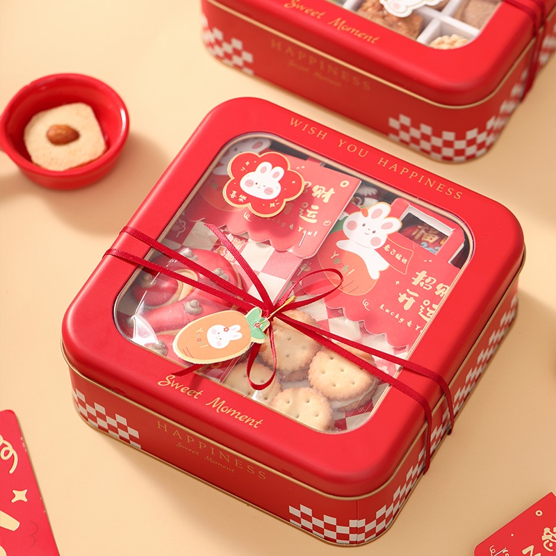 【現貨】【新年鐵盒】 2024新年 方形鐵盒 紅色 空盒子 烘焙 點心 糖果 禮盒 龍年 曲奇餅乾 包裝盒