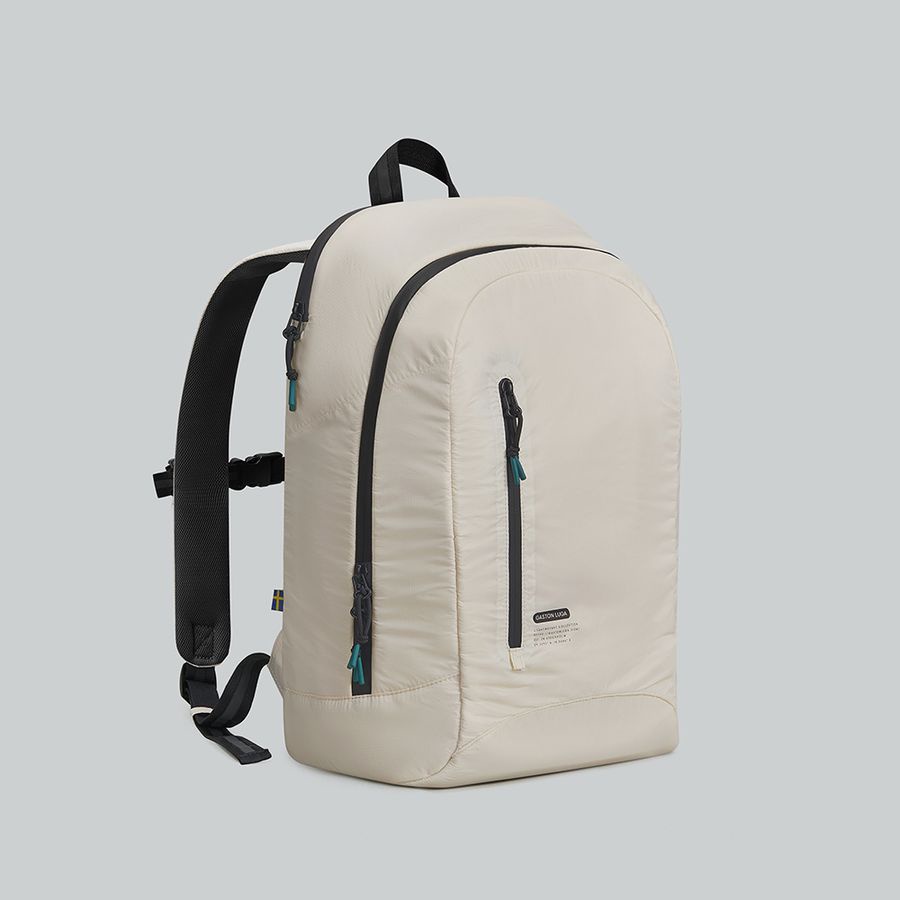 Gaston Luga Lightweight Backpack/ 奶白色 eslite誠品