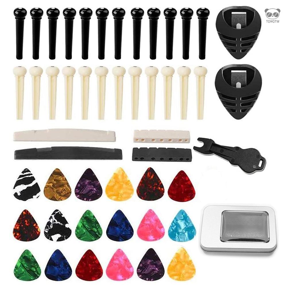 民謠吉他配件套裝 含塑膠弦釘（黑白各12個）、塑膠上/下枕（黑白各1個）、賽璐璐撥片18個（顏色隨機）、黑色塑膠撥片盒2