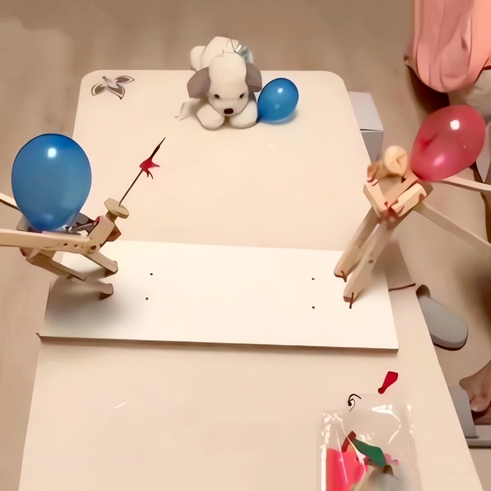 木製機器人戰鬥遊戲緩解壓力獨特的氣球竹桌面遊戲
