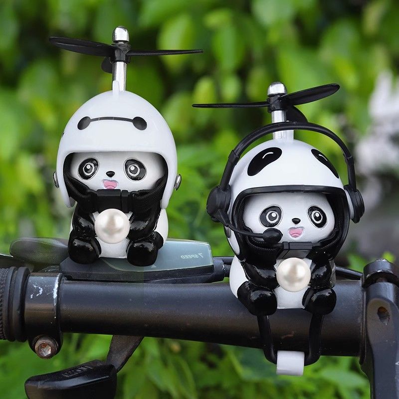 «防水支架» 現貨 熊貓腳踏車擺件頭盔電動機車可愛破風鴨裝飾品吊飾車用兒童網紅