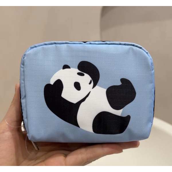LeSportsac樂播詩23新款熊貓Panda可愛手拿便捷拉鍊化妝包收納包