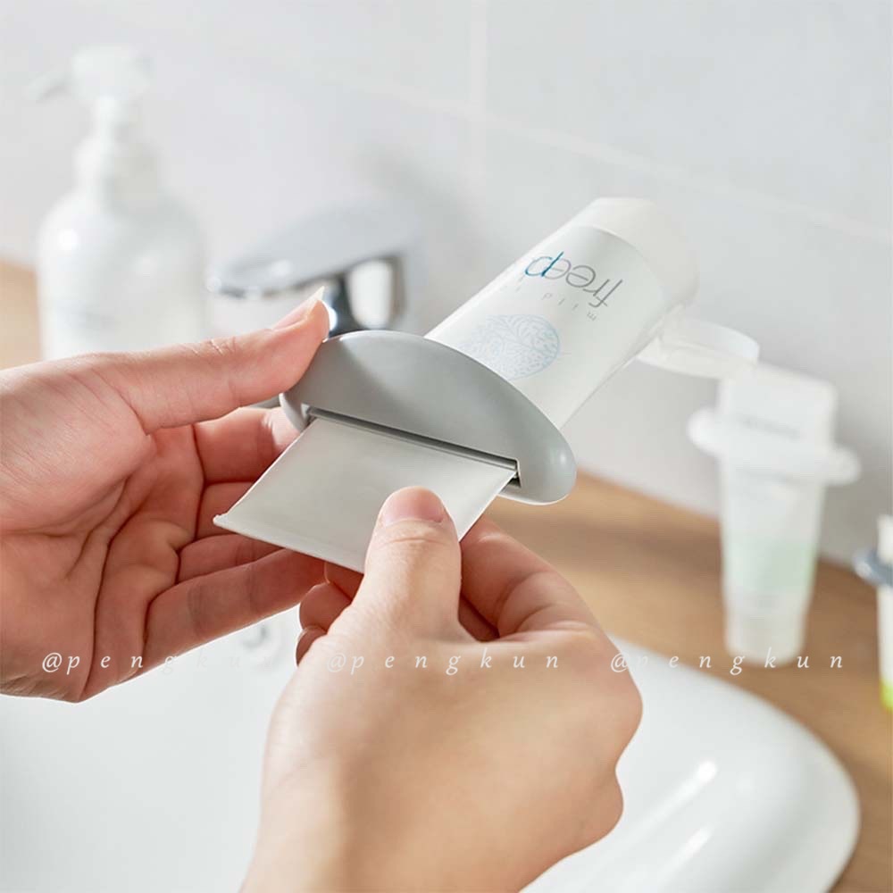 【TOVIR】擠牙膏夾兒童手動護膚品擠壓器洗面乳小樣牙膏擠壓夾3pcs