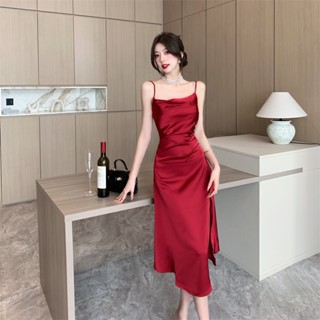【❤️桃喜Rich現貨】緞面真絲洋裝 3色可選 高階感絲滑生日禮裙 不規則褶皺 收腰連衣裙 紅色吊帶洋裝 內搭洋裝
