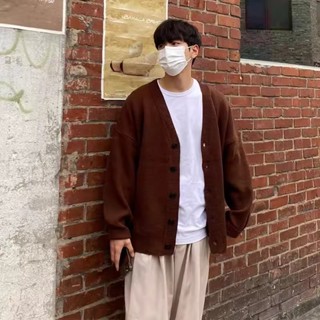 復古小外套男針織衫 早秋季V領毛衣 慵懶高階感2023新款休閒百搭外套 韓版寬鬆V領感單排扣素色秋季毛衣外套男 M-3X