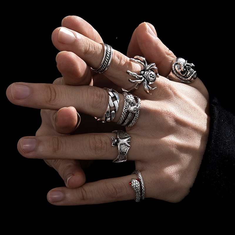 【戒指】重金屬 暗黑風 潮流 嘻哈 戒指 男 復古 做舊 蝙蝠 骷髏 蛇戒 6件套裝 女指環