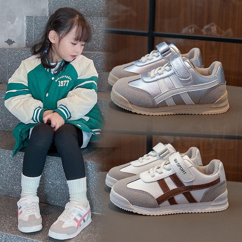 兒童運動鞋2023秋季女童新款軟底銀色休閒鞋板鞋