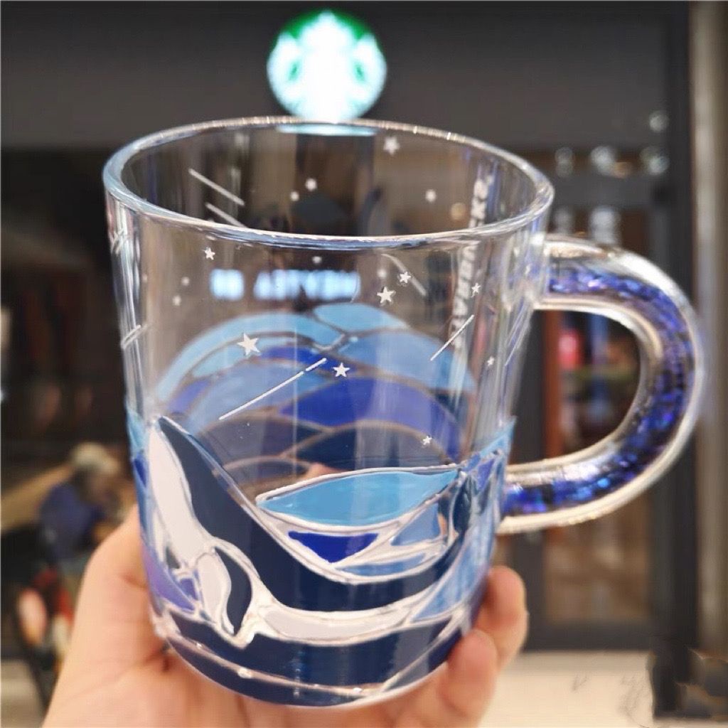 現貨快速出貨星巴克韓國夏季355ml藍色鯨魚玻璃杯藍鑽把手浮雕馬克杯彩鑽杯女
