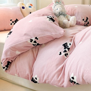 粉色小貓秋冬加厚印花牛奶絨床包組 冬季保暖法蘭絨卡通床包四件組 單人/雙人/加大雙人床包組 裸睡床單四件組 床罩