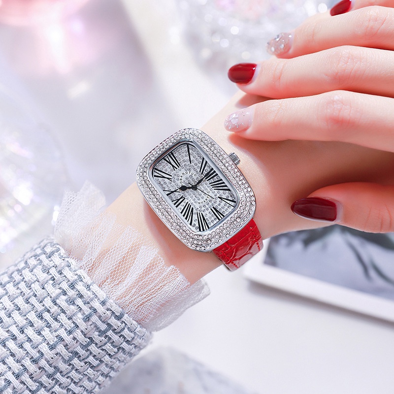 Mobangtuo 熱銷女士手錶鑲鑽橢圓形時尚全鑽防水帶石英女士手錶 5862