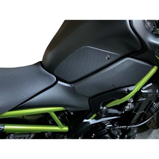 (現貨) 賽道級 Z900 (2017-2023) 專用 防刮止滑 油箱貼 油箱側貼 耐磨防滑