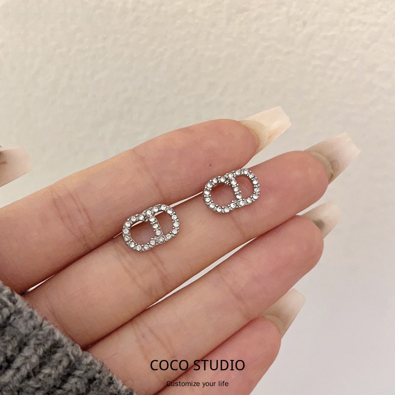 COCO STUDIO S925銀針韓國簡約小巧鏤空設計耳環輕奢幾何鑲鑽時尚迷你耳環