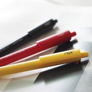 滑順好寫 PREMEC NEX Gel Pen 瑞士膠墨筆 德意志精神 黑黃紅筆身 三入組【金石堂】