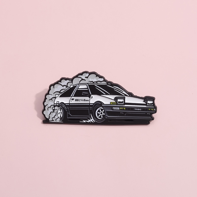 頭文字 D 動漫琺瑯胸針酷賽車 AE86 漂移金屬胸針別針徽章卡通首飾禮物給朋友