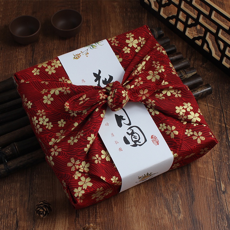 【現貨】【新年禮盒】中式糕點包裝盒 蛋黃酥和果子 新年禮盒 曲奇點心九宮格 木盒 方巾包裝