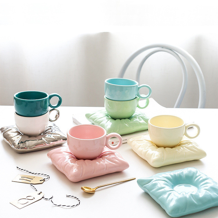 馬卡龍色陶瓷枕頭包咖啡杯碟套裝創意下午茶茶杯個性結婚生日禮物