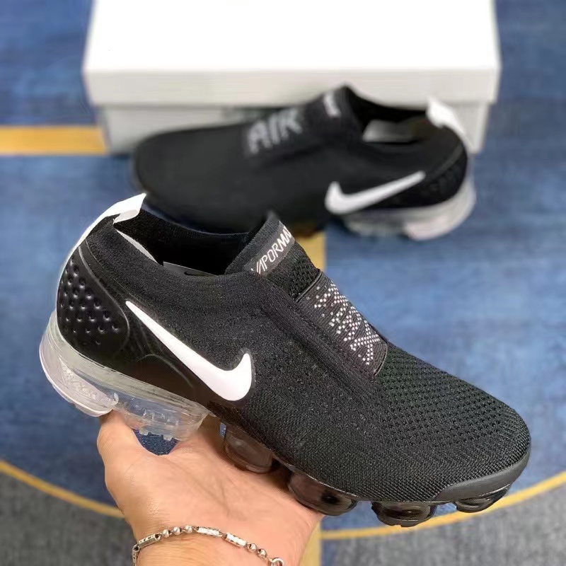 Air VaporMax MOC 全黑無鞋帶繫帶大號氣墊跑鞋