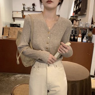 v領正肩針織衫毛衣女秋冬新款韓版高階感內搭打底衫氣質漂亮上衣針織衫針織長袖針織寬鬆上衣
