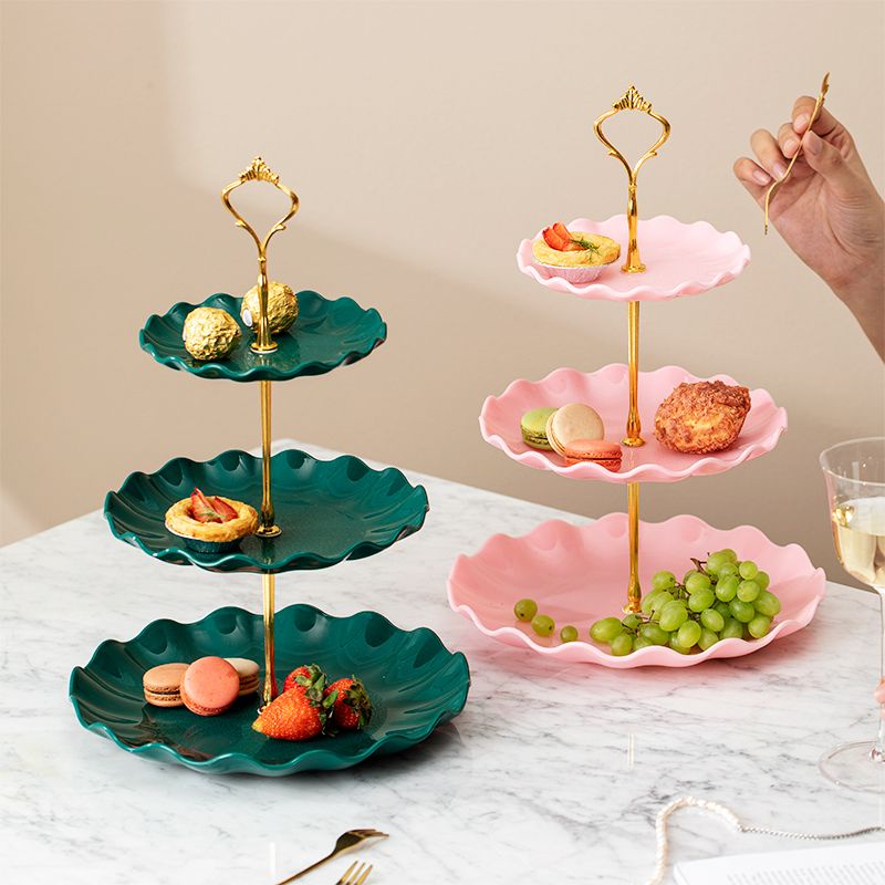 ‹水果盤›現貨 北歐塑膠輕奢風三層水 果盤 小精緻客廳家用糖果零食蛋糕托盤點心架