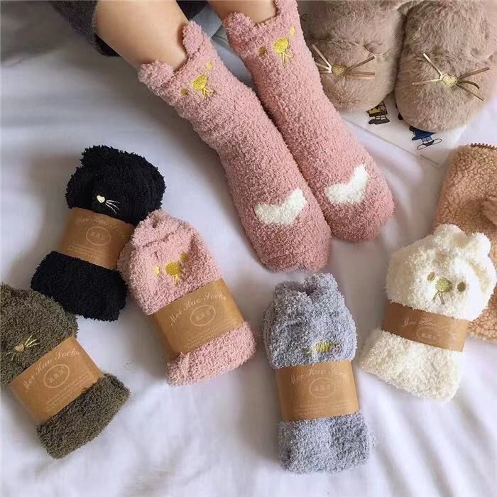 【湘湘小舖❤️】貓耳朵/貓爪珊瑚絨襪女生加厚加絨睡覺襪冬季地板襪可愛卡通睡眠襪學生