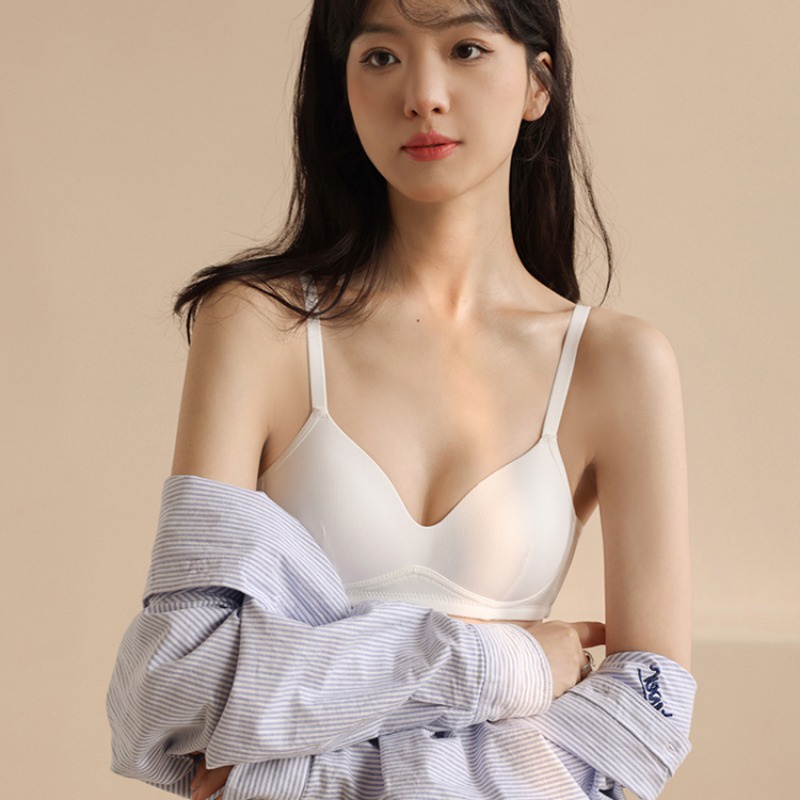 石墨烯 無痕內衣 少女內衣 無鋼圈內衣 小胸 集中內衣 學生內衣 收副乳 上托 防下垂內衣 不空杯 舒適內衣 薄款文胸