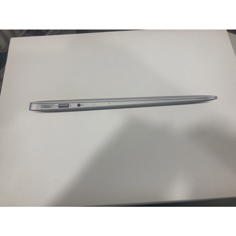 蘋果原廠公司貨MacBook air 2014-2016  128g